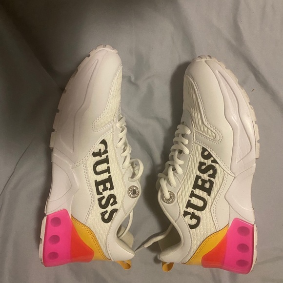 guess tandey sneakers